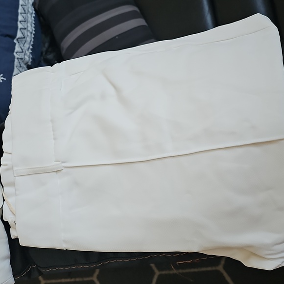 New Plus Size Ivory and Gold Suit - Picture 7 of 7